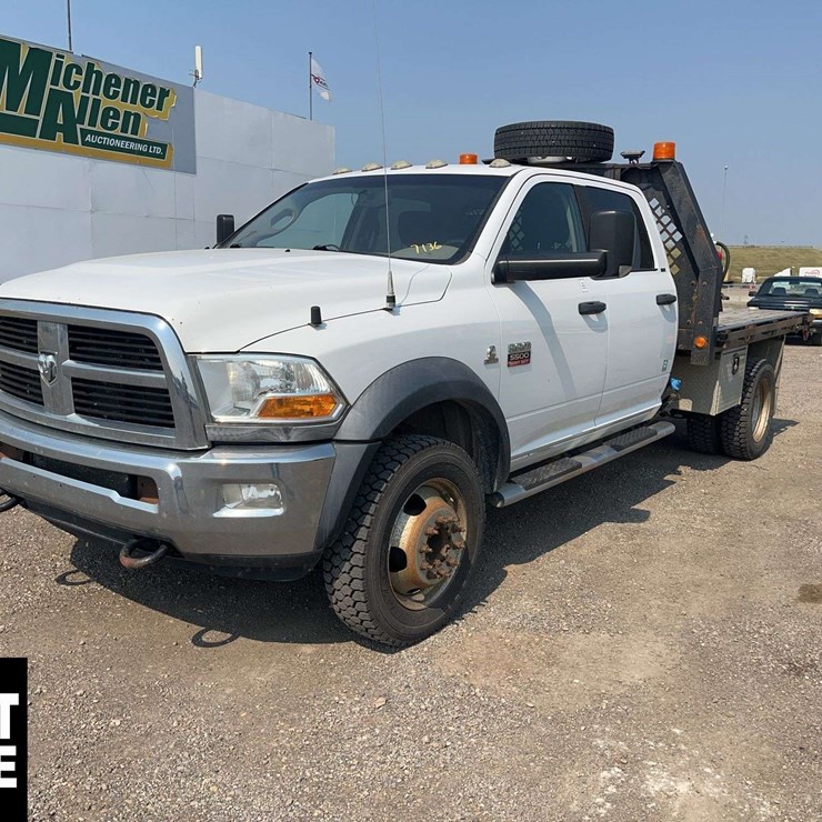 2011 Ram 5500 S/A Deck Truck