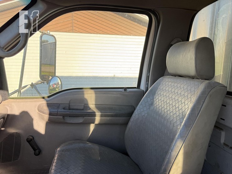 2000-ford-f750-sd-image-38