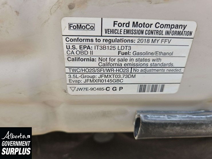 2018-ford-explorer-image-27