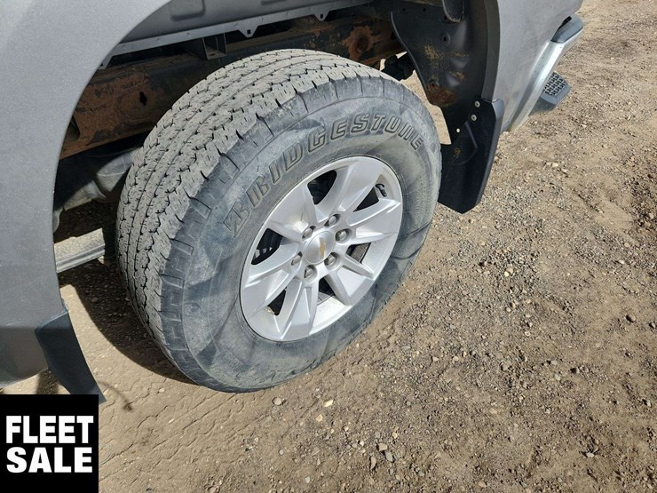 2023-chevrolet-silverado-1500-image-9