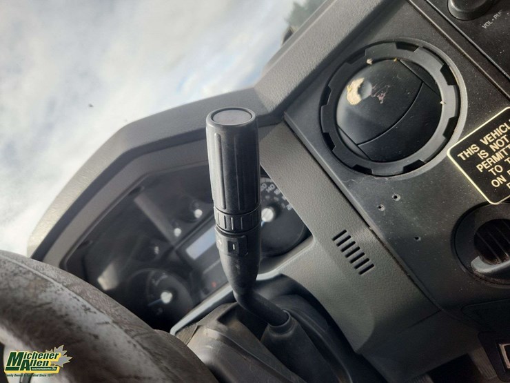 2013-ford-f550-image-21