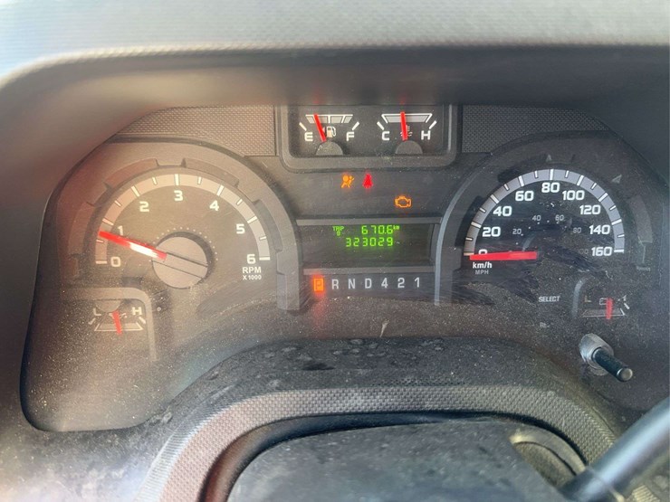 2017-ford-e450-image-27