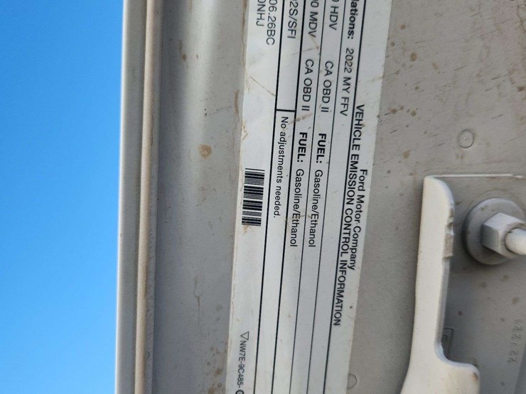 2022-ford-f250-image-35