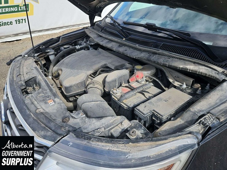 2017-ford-explorer-image-25