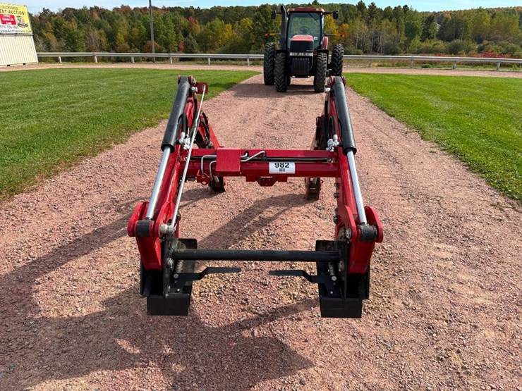 case-ih-l610-image-2