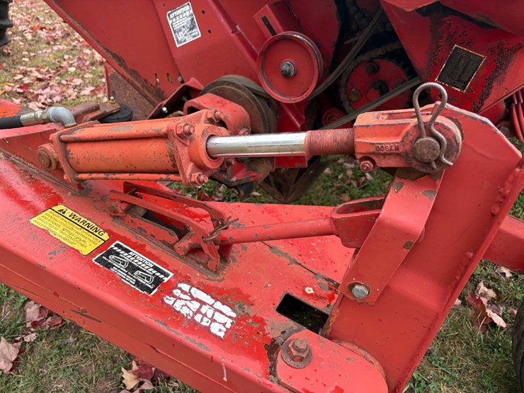 new-holland-488-image-13