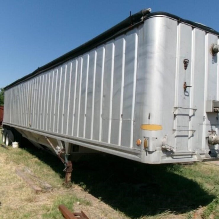 Combo Trailer, Grain & Liquid