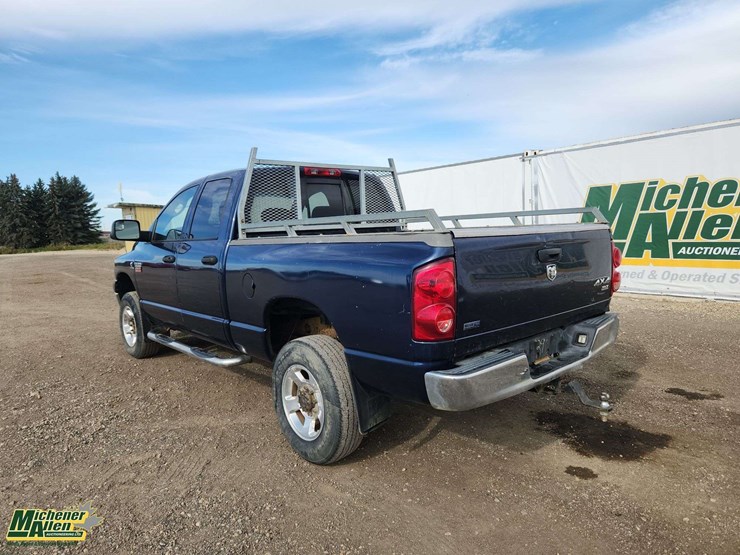 2009-dodge-ram-2500-image-3