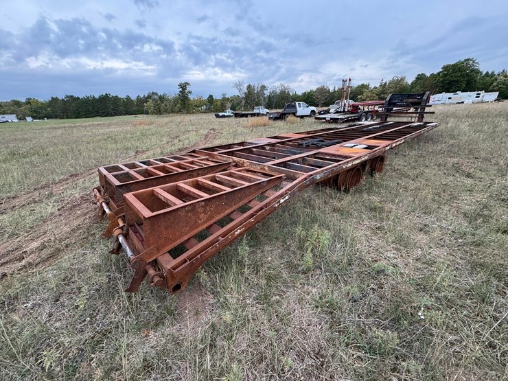 #1945-•-elite-flex-control-gooseneck-trailer-frame-image-5
