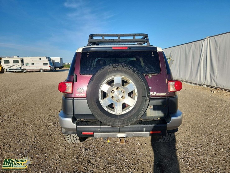 2007-toyota-fj-cruiser-image-6
