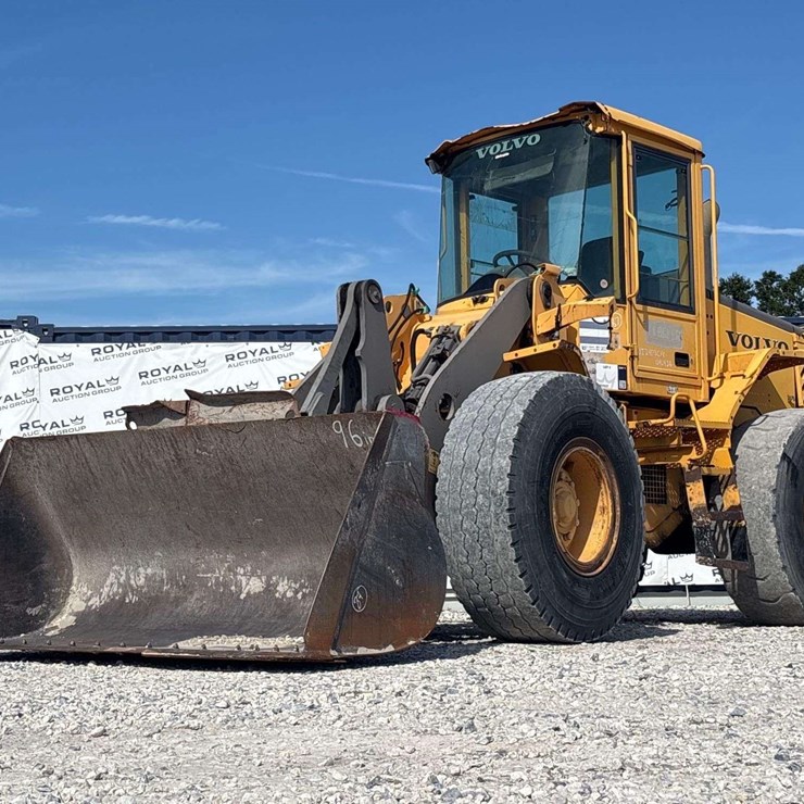 2005 VOLVO L60E
