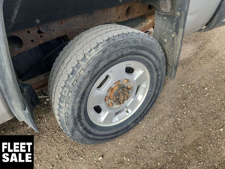 2019-gmc-sierra-2500hd-image-9