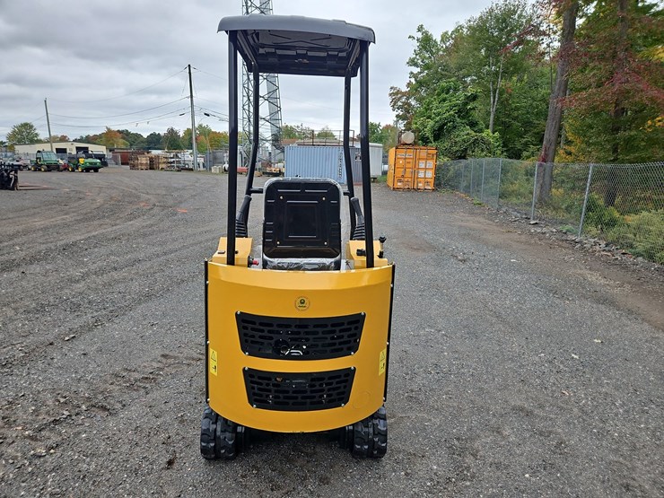 ats-rt15r-mini-excavator-image-4