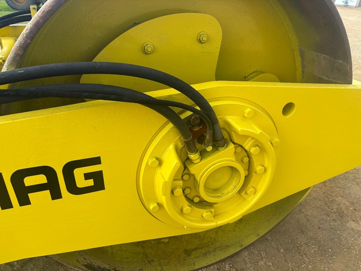 bomag-bw213d-image-51