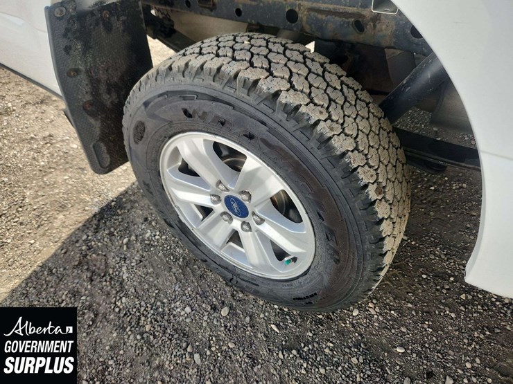2019-ford-f150-image-11