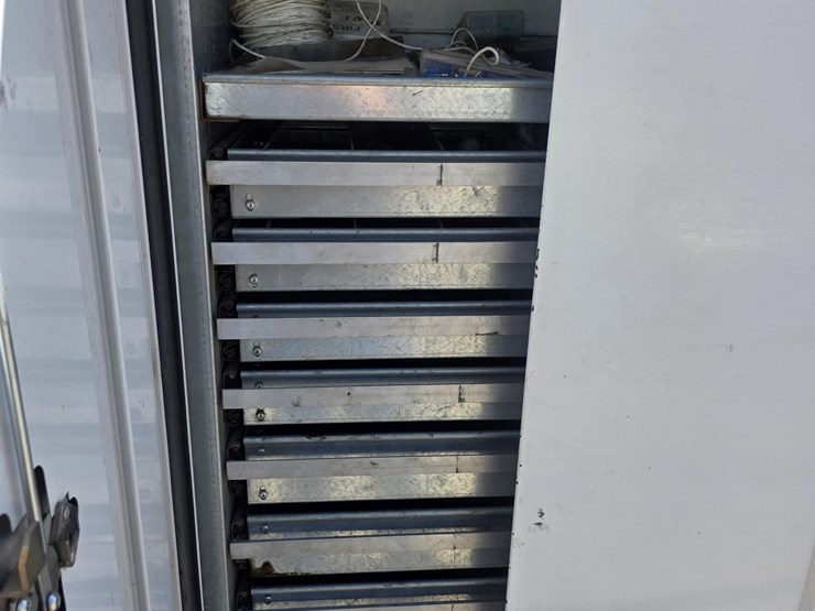 2015-ford-f550-image-11