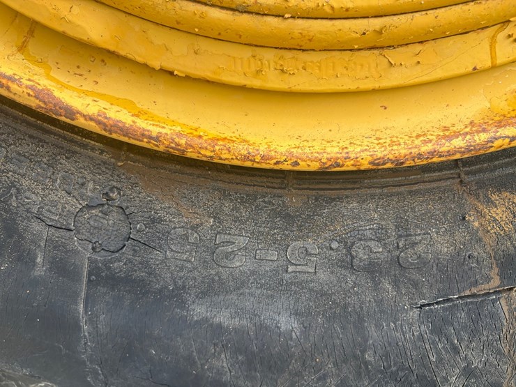 caterpillar-613-image-109
