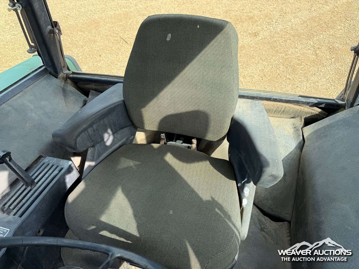 john-deere-4430-image-11