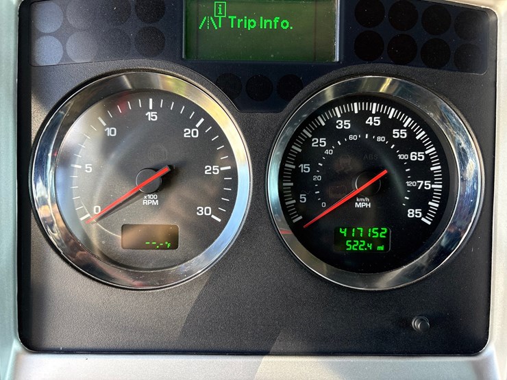 2023-kenworth-w900l-image-77