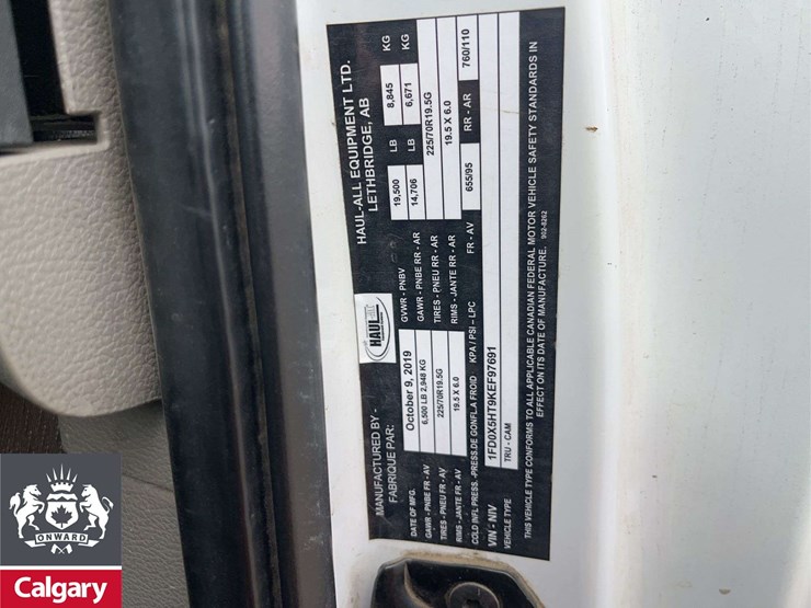 2019-ford-f550-image-27
