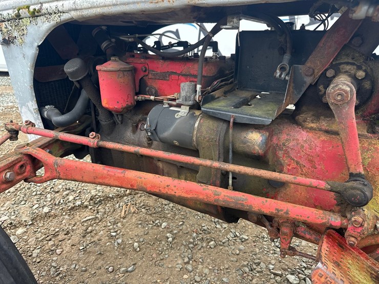 ford-8n-image-21