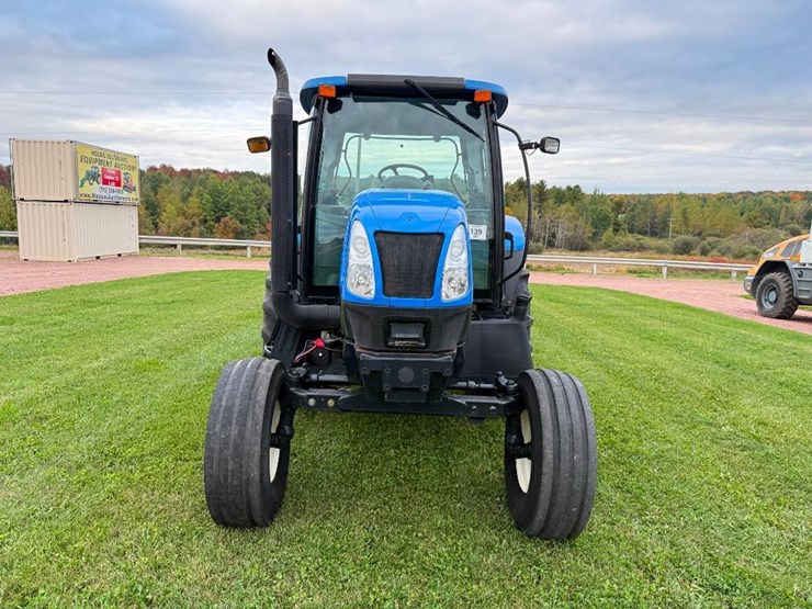 new-holland-ts110a-image-2