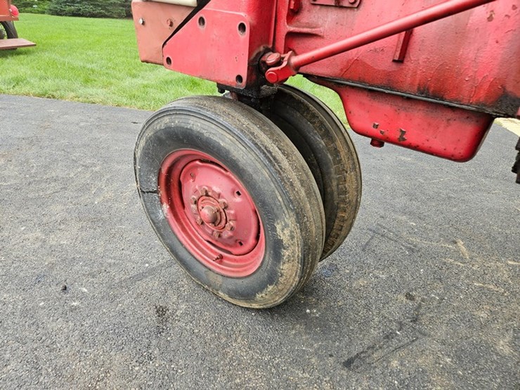 #2509-•-1959-farmall-340-tractor-image-43