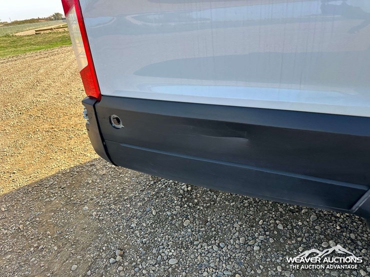 2019-ford-transit-image-57