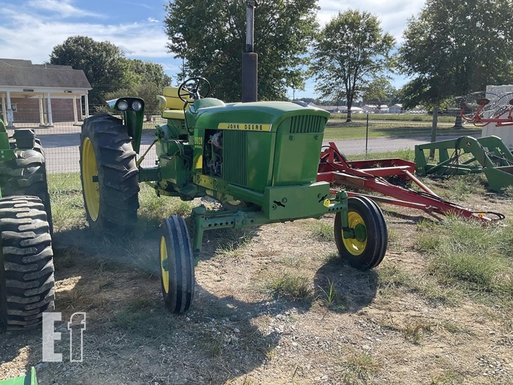 john-deere-3020-image-2