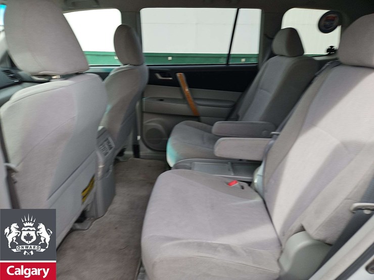 2009-toyota-highlander-hybrid-image-14