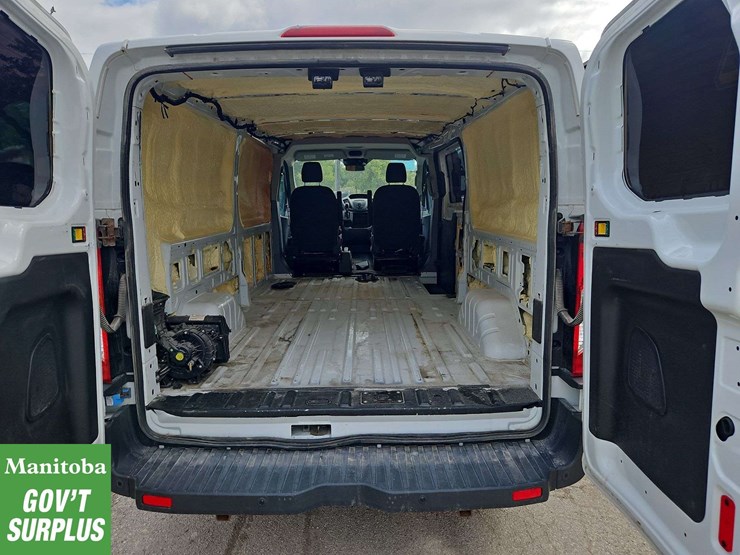 2017-ford-transit-image-14