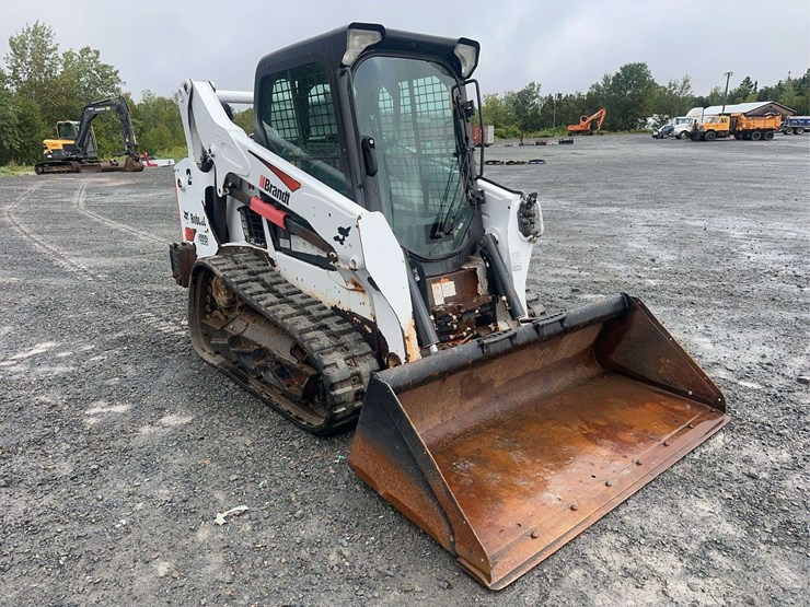 2019-bobcat-t595-image-3