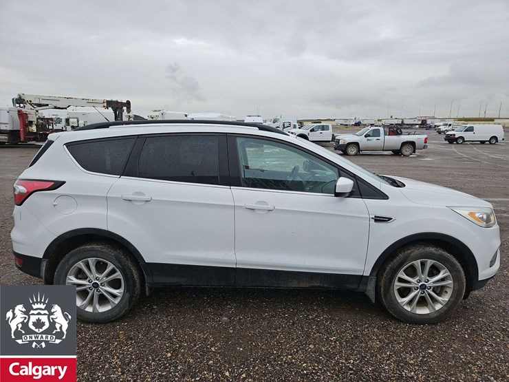 2017-ford-escape-se-image-7