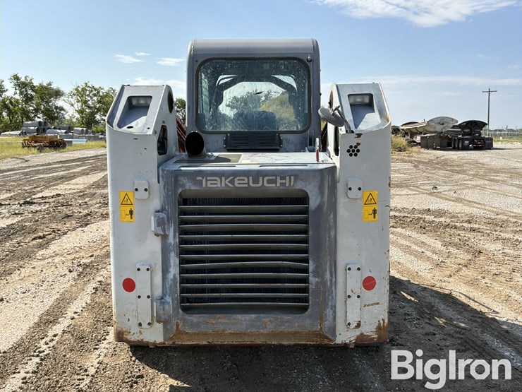 2015-takeuchi-tl12-image-6