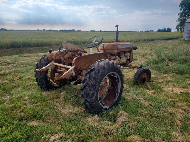 allis-chalmers-d10-tractor-image-6