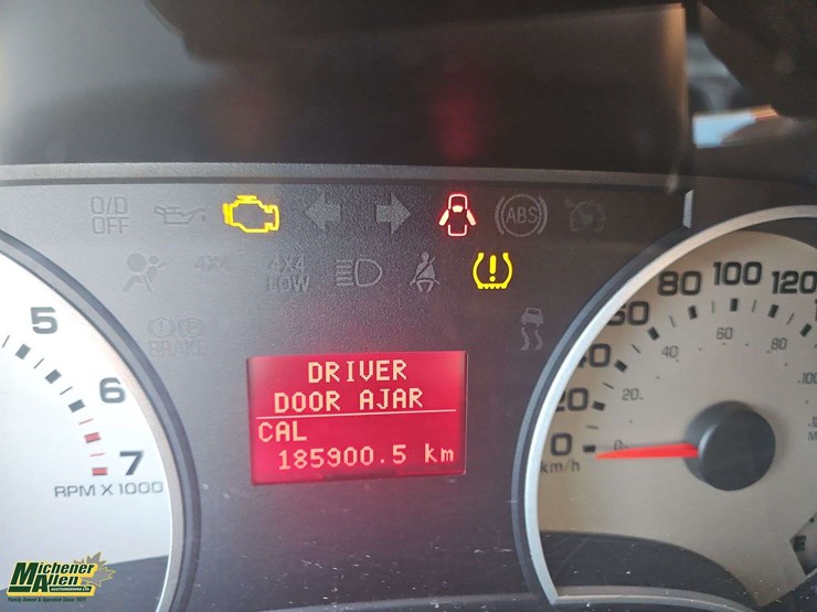 2009-ford-explorer-sport-trac-image-25