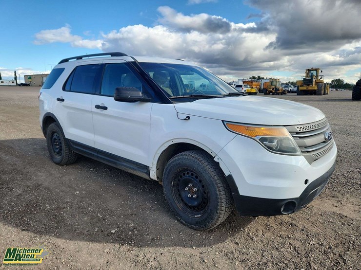 2013-ford-explorer-image-2