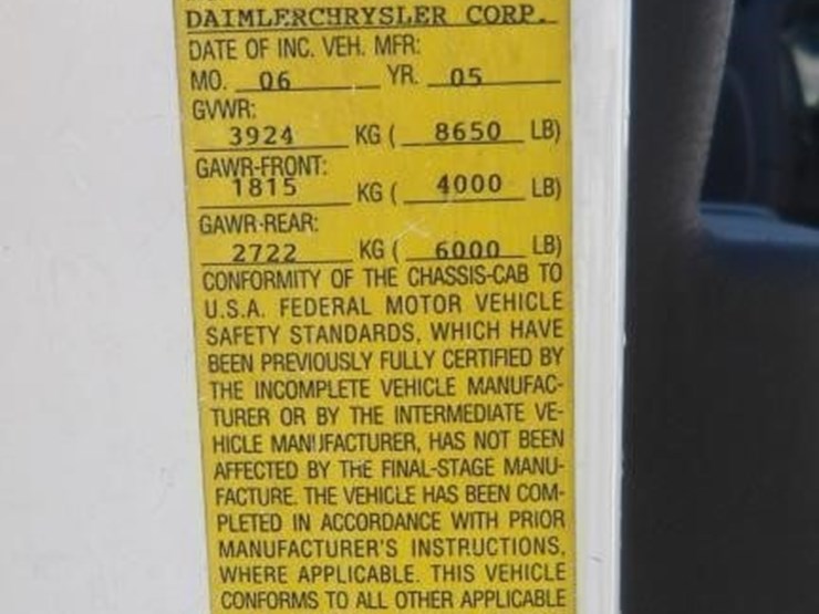 2005-dodge-ram-2500-image-18