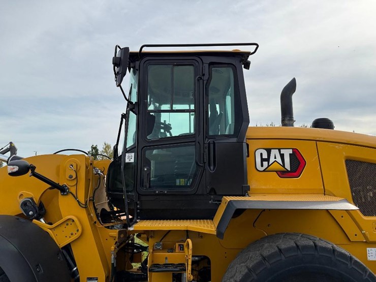 caterpillar-938m-image-16