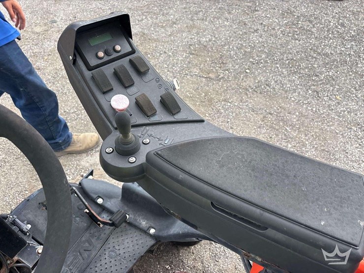jacobsen-eclipse-322-image-11