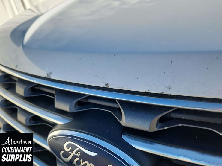 2017-ford-explorer-image-30