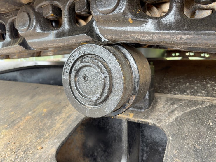 2016-deere-300g-lc-image-26