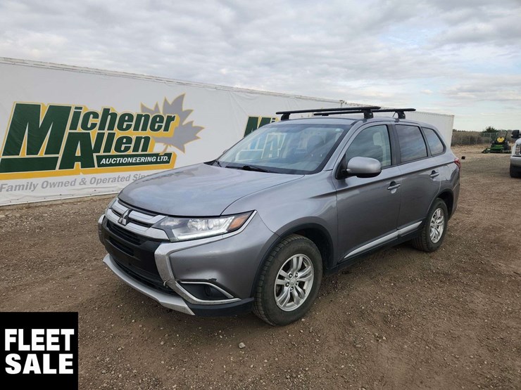 2016-mitsubishi-outlander-image-1