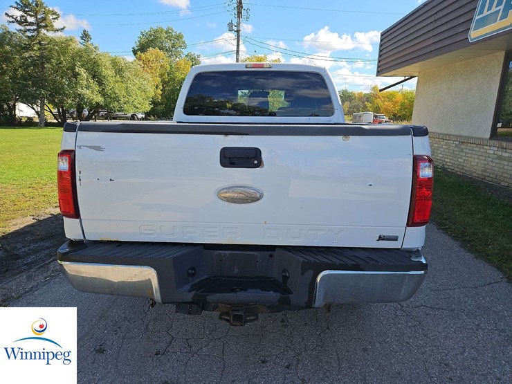 2011-ford-f250-image-9