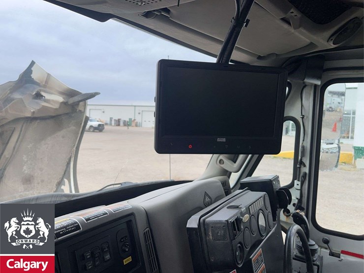 2017-international-workstar-7400-image-17