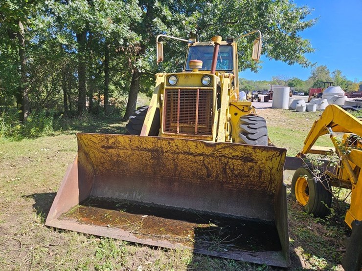 #2533-•-bucyrus-erie-200-4-series-iii-dynahoe-backhoe-image-9