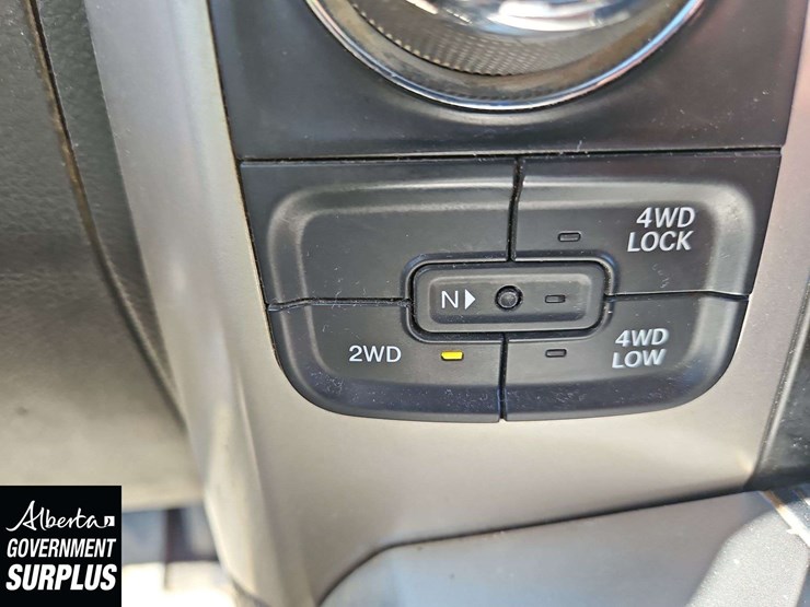 2014-dodge-1500-image-21