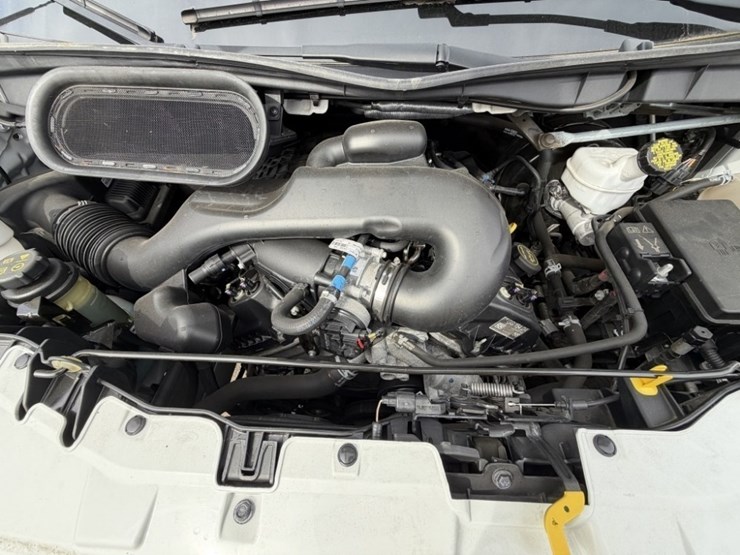 2019-ford-transit-image-13