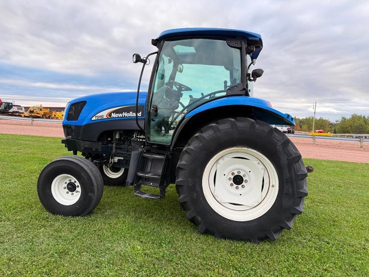 new-holland-ts110a-image-6