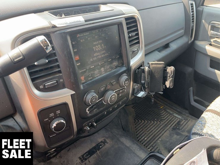 2015-dodge-2500-image-20
